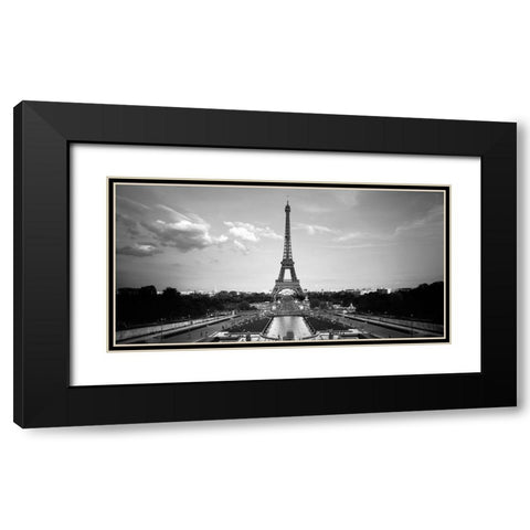 Eiffel Turm I Black Modern Wood Framed Art Print with Double Matting by Seidel, Leo
