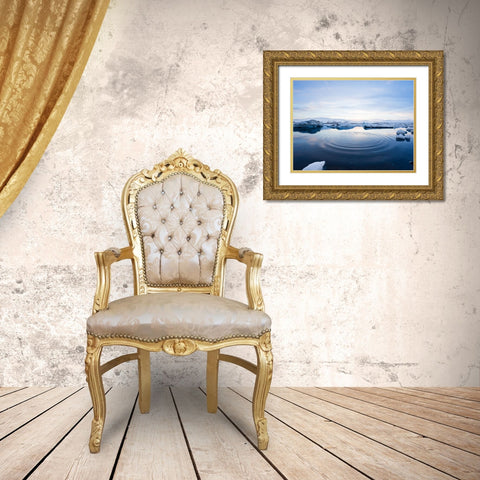Ocean 7 Gold Ornate Wood Framed Art Print with Double Matting by Lee, Rachel