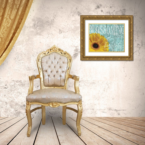 Gerbera IV Gold Ornate Wood Framed Art Print with Double Matting by Murray, Sylvia