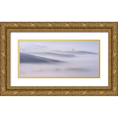 Dawn Mist in Val daâ‚¬â„¢Orcia, Tuscany Gold Ornate Wood Framed Art Print with Double Matting by Mumford, Andy