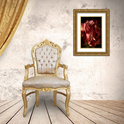 Tulip Detail III Gold Ornate Wood Framed Art Print with Double Matting by Van Swearingen, Debra