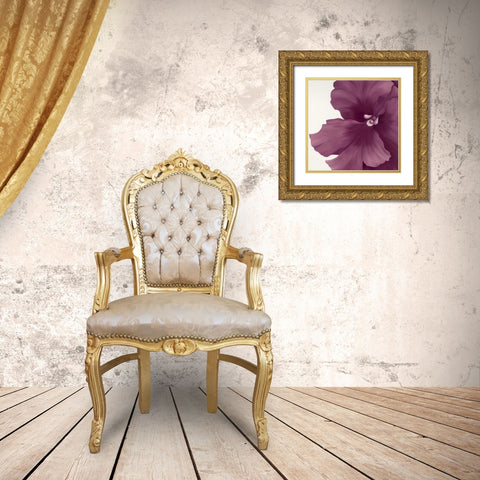 Violet Flower I Gold Ornate Wood Framed Art Print with Double Matting by Poelstra-Holzhaus, Yvonne