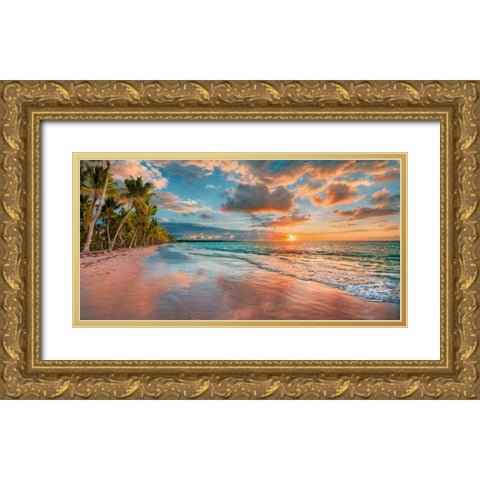 Beach in Maui, Hawaii, at sunset Gold Ornate Wood Framed Art Print with Double Matting by Pangea Images