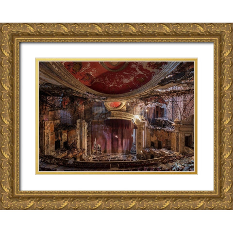 Abandoned Theatre, New Jersey (I) Gold Ornate Wood Framed Art Print with Double Matting by Berenholtz, Richard