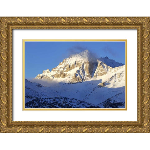 CA, Sierra Nevada Snow on mountain at sunrise Gold Ornate Wood Framed Art Print with Double Matting by Flaherty, Dennis