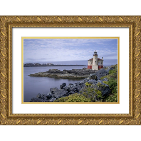 Usa-Oregon-Bandon Coquille River Lighthouse Gold Ornate Wood Framed Art Print with Double Matting by Looney, Hollice