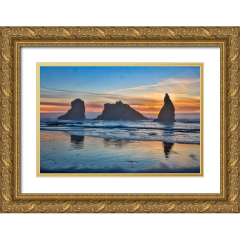 Usa-Oregon-Bandon Bandon Beach-Sunset at the Beach Gold Ornate Wood Framed Art Print with Double Matting by Looney, Hollice