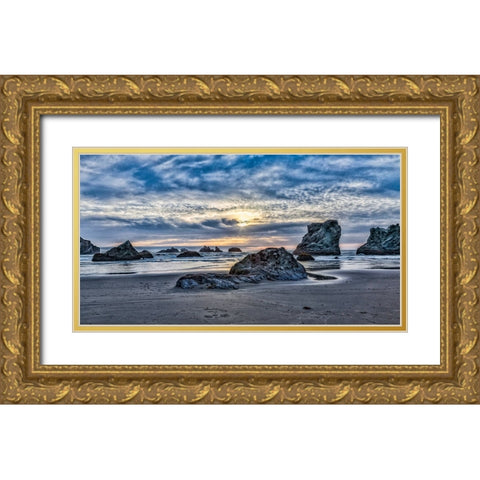 USA-Oregon-Bandon-Beach Gold Ornate Wood Framed Art Print with Double Matting by Restuccia, Joe III