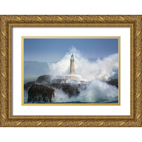 Wild Sea. Gold Ornate Wood Framed Art Print with Double Matting by Saavedra Ruiz, Sergio