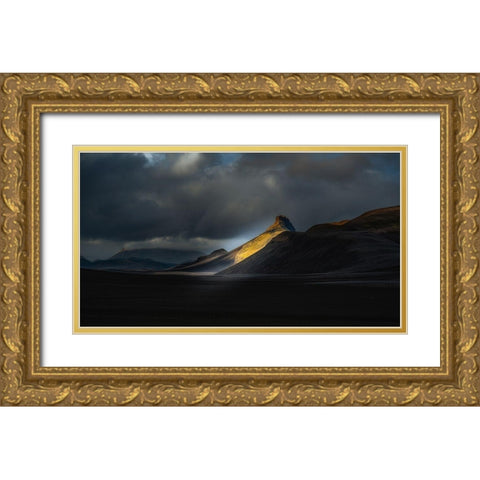 A?Aandsup3;Ristindur - Highlands Iceland Gold Ornate Wood Framed Art Print with Double Matting by Olsson, Ronny