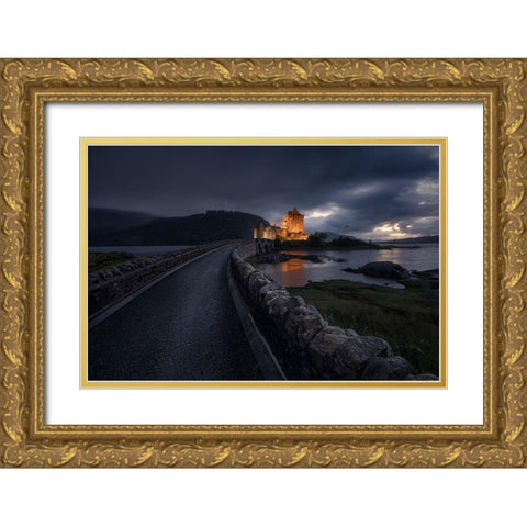 Eilean Donan Castle Gold Ornate Wood Framed Art Print with Double Matting by Alvarez Osorio, Cesar