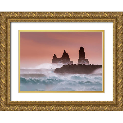 Roaring Ocean Gold Ornate Wood Framed Art Print with Double Matting by Dai, Wei