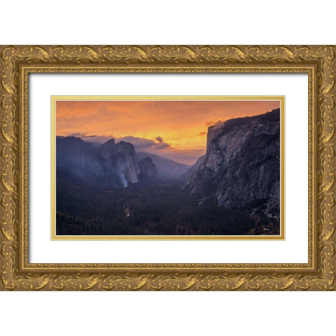 Reverse Tunnel View Gold Ornate Wood Framed Art Print with Double Matting by Lin, Ning