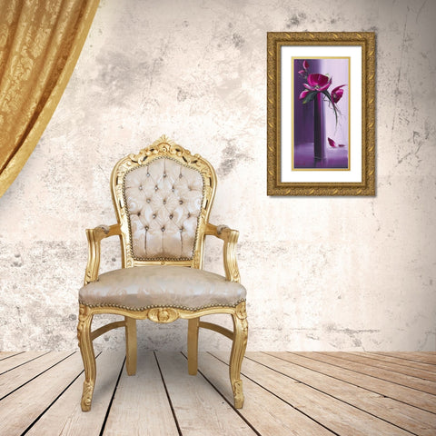 Elegance en mauve I Gold Ornate Wood Framed Art Print with Double Matting by Tramoni, Oliver