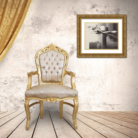 Bouquet gris II Gold Ornate Wood Framed Art Print with Double Matting by Tramoni, Oliver