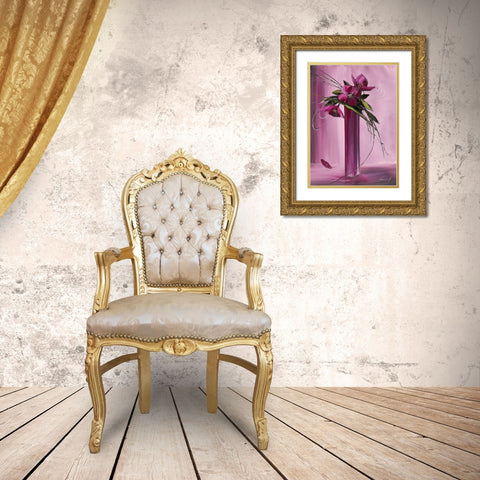 Bouquet violet I Gold Ornate Wood Framed Art Print with Double Matting by Tramoni, Oliver