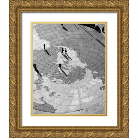 U.S. Navy Memorial, Washington, D. C. - Black and White Variant Gold Ornate Wood Framed Art Print with Double Matting by Highmith, Carol