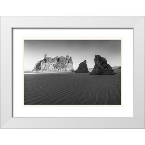 Ruby Beach Morning II BW White Modern Wood Framed Art Print with Double Matting by Hellmann, Stan