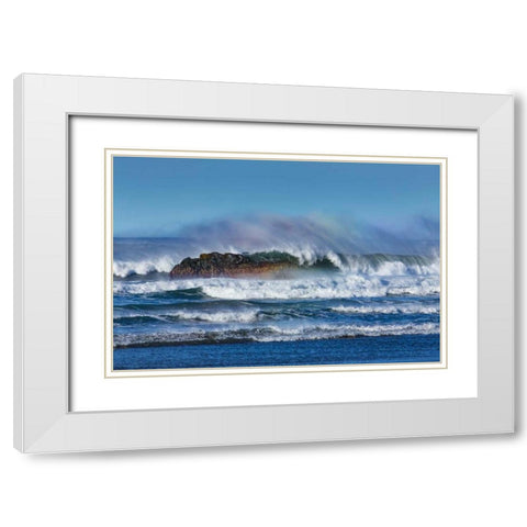 Cayucos Waves I White Modern Wood Framed Art Print with Double Matting by Peterson, Lee