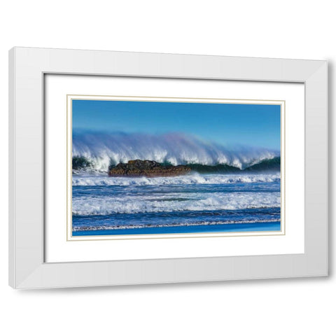 Waves in Cayucos I White Modern Wood Framed Art Print with Double Matting by Peterson, Lee