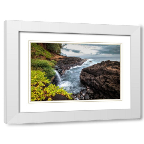 Flowing Inward White Modern Wood Framed Art Print with Double Matting by Head, Danny