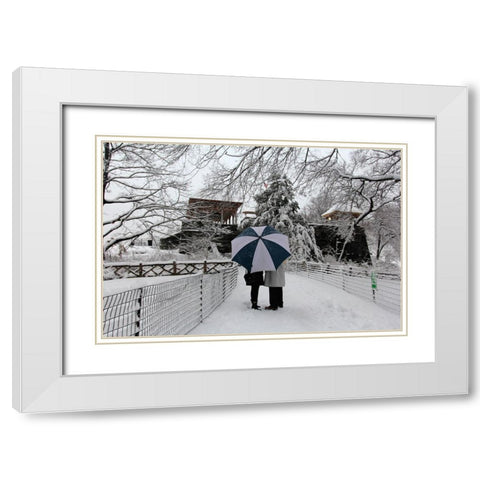 Central Park Couple In The Snow White Modern Wood Framed Art Print with Double Matting by Goldwitz, Robert