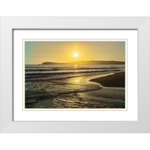 Beach Sun White Modern Wood Framed Art Print with Double Matting by Villa, Mlli