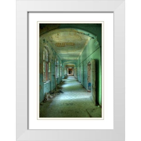Beelitz White Modern Wood Framed Art Print with Double Matting by Sneeuw, Ivo