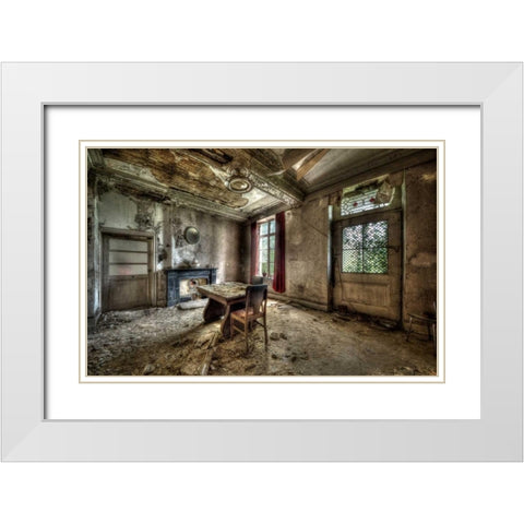 Chateau de vivre I  White Modern Wood Framed Art Print with Double Matting by Sneeuw, Ivo