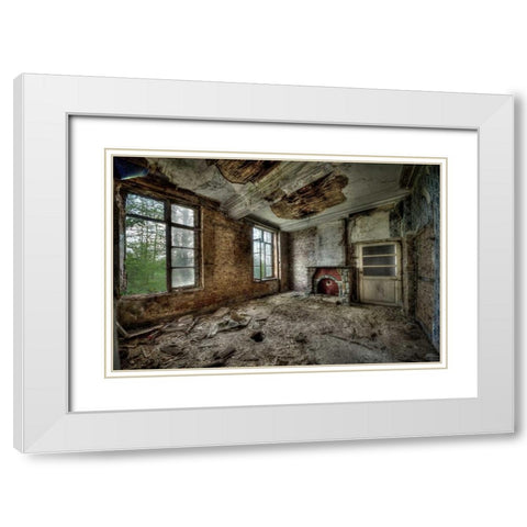 Chateau de vivre II White Modern Wood Framed Art Print with Double Matting by Sneeuw, Ivo