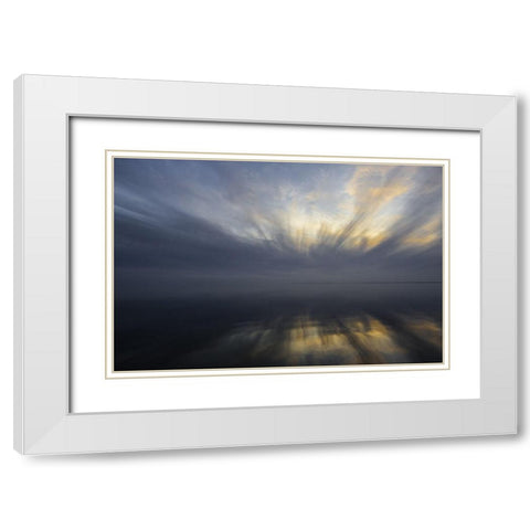 Horizont und Licht V White Modern Wood Framed Art Print with Double Matting by Rossmeissl, Gerhard
