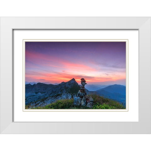 Hochiss und Steinmandl White Modern Wood Framed Art Print with Double Matting by Scholz, Markus