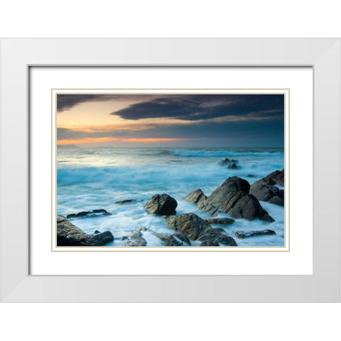 Last brightness White Modern Wood Framed Art Print with Double Matting by Vera, Urtzi
