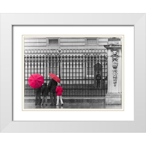 London, Family standing by fence outside Burmingham Palace White Modern Wood Framed Art Print with Double Matting by Frank, Assaf