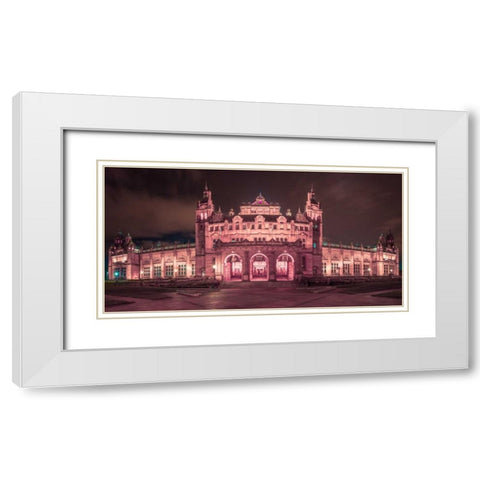 AF20121004 Glasgow 248PC08 White Modern Wood Framed Art Print with Double Matting by Frank, Assaf
