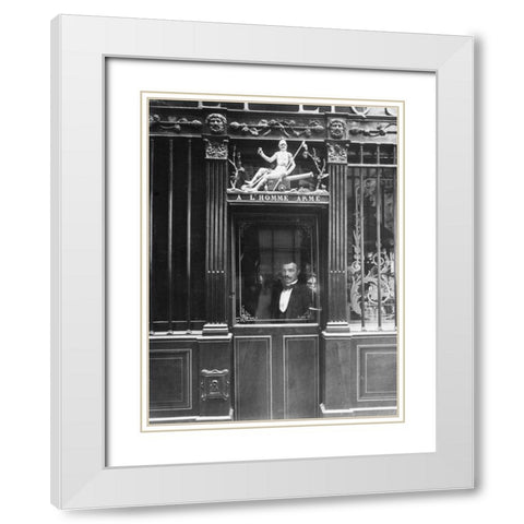 Paris, 1900 - Restaurant, rue des Blancs Manteaux White Modern Wood Framed Art Print with Double Matting by Atget, Eugene
