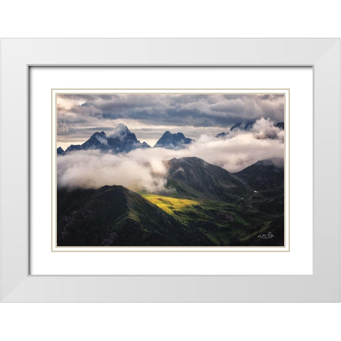 In the Spotlight I White Modern Wood Framed Art Print with Double Matting by Podt, Martin