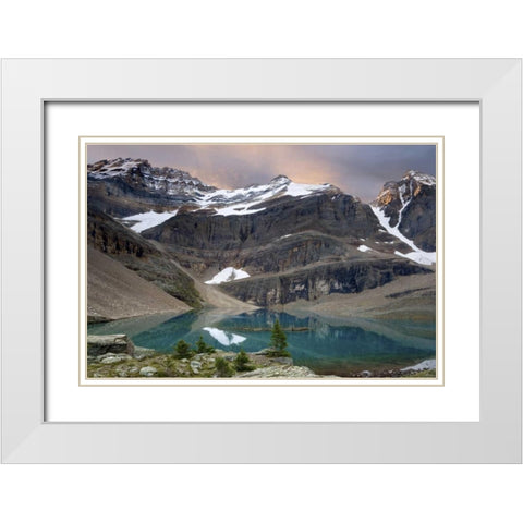 Canada, BC, Yoho NP Lake Oesa and mountains White Modern Wood Framed Art Print with Double Matting by Paulson, Don