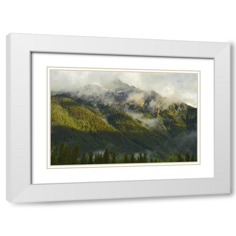 Canada, BC, Mt Robson PP Mountain landscape White Modern Wood Framed Art Print with Double Matting by Grandmaison, Mike