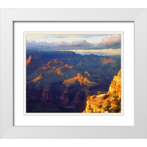 USA, Arizona, Grand Canyon NP in winter White Modern Wood Framed Art Print with Double Matting by Talbot Frank, Christopher