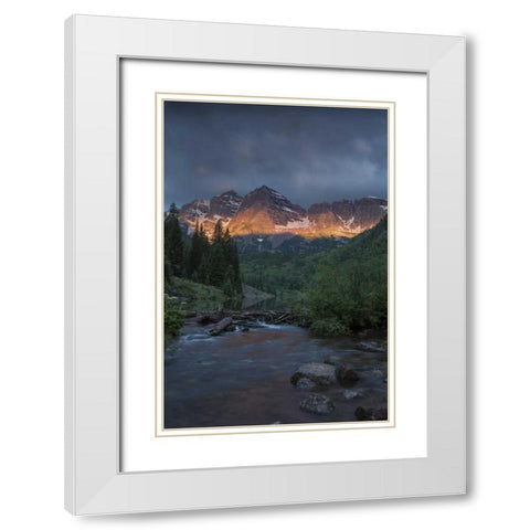 CO, Sunrise clouds on Maroon Bells mountains White Modern Wood Framed Art Print with Double Matting by Grall, Don