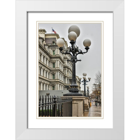 USA-District of Columbia-A snowy afternoon along the Streets of the District White Modern Wood Framed Art Print with Double Matting by Looney, Hollice