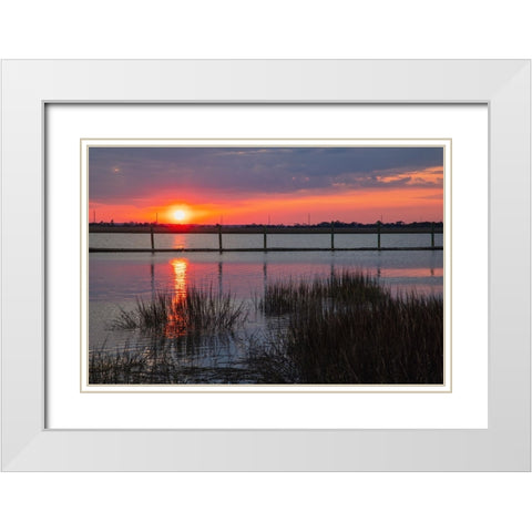 USA-Georgia-Jekyll Island-Sunset on Jekyll Island White Modern Wood Framed Art Print with Double Matting by Looney, Hollice