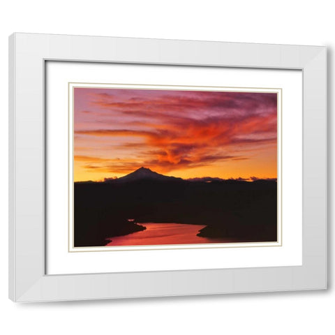 OR, Jefferson Co, Lake Billy Chinook at sunset White Modern Wood Framed Art Print with Double Matting by Terrill, Steve