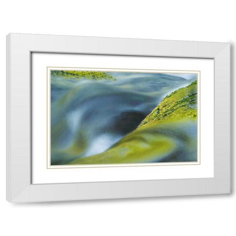 USA, Oregon Water flow over rocks in creek White Modern Wood Framed Art Print with Double Matting by Rotenberg, Nancy
