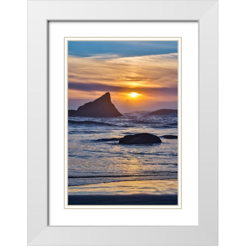Usa-Oregon-Bandon Bandon Beach-Sunset at the Beach White Modern Wood Framed Art Print with Double Matting by Looney, Hollice
