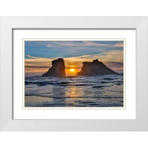 Usa-Oregon-Bandon Bandon Beach-Sunset at the Beach White Modern Wood Framed Art Print with Double Matting by Looney, Hollice