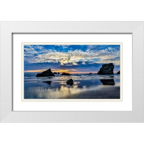 USA-Oregon-Bandon-Beach White Modern Wood Framed Art Print with Double Matting by Restuccia, Joe III