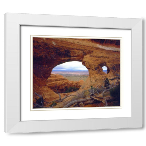 USA, Utah, An Arch in Arches NP White Modern Wood Framed Art Print with Double Matting by Talbot Frank, Christopher