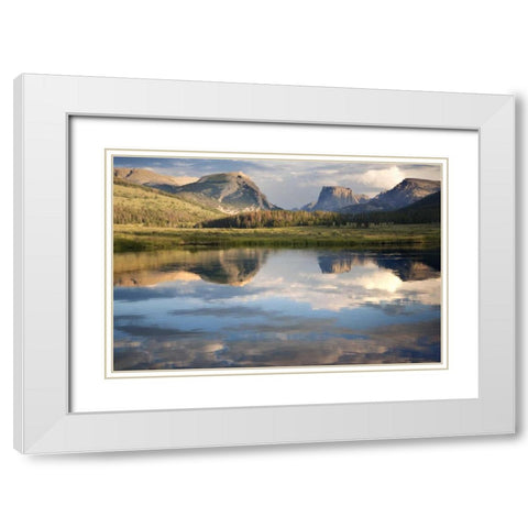 WY, Square Top Mt and Green River Lake White Modern Wood Framed Art Print with Double Matting by Paulson, Don